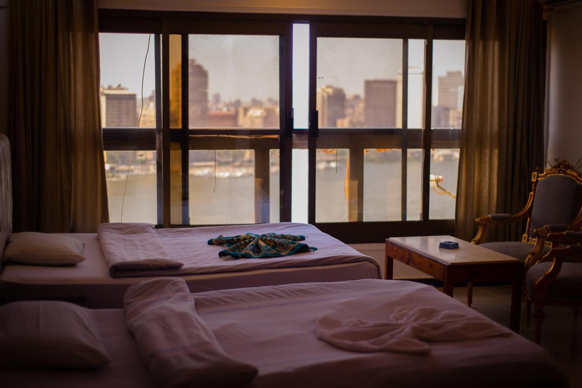 Nile Sky And Hotel Kairo