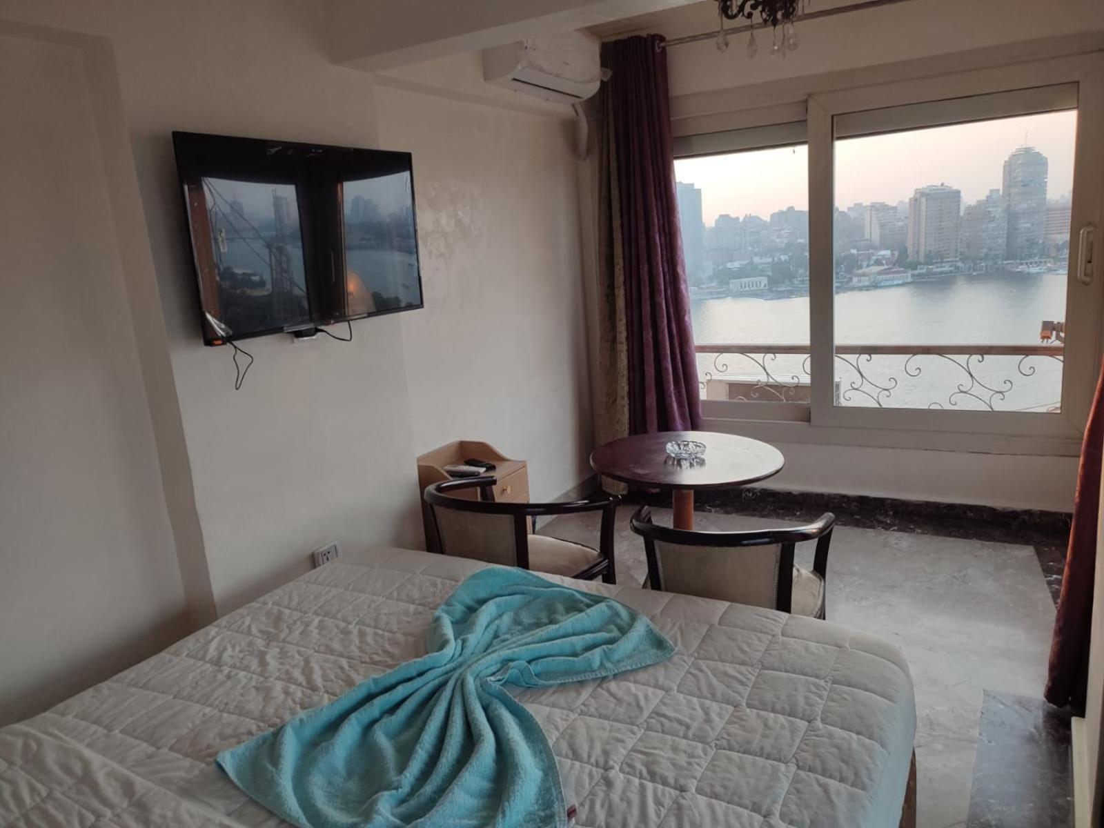 Hotel Nile Sky And