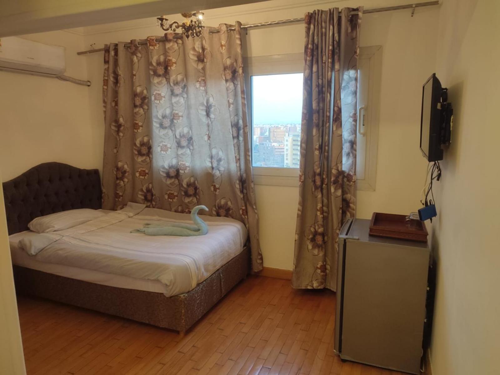 Hotel Nile Sky And